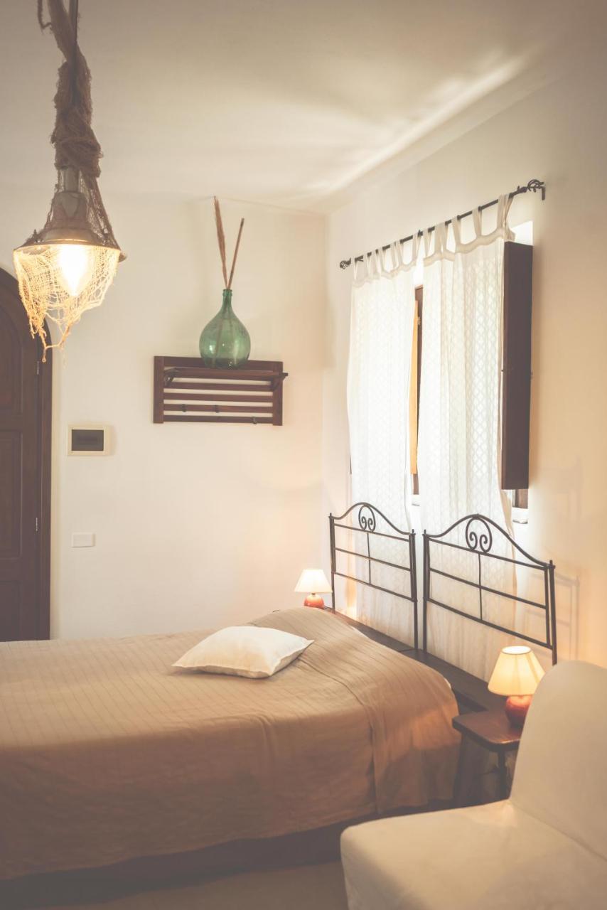 B&B Le Sette Vele Da Riccardo Santa Marina Salina Luaran gambar