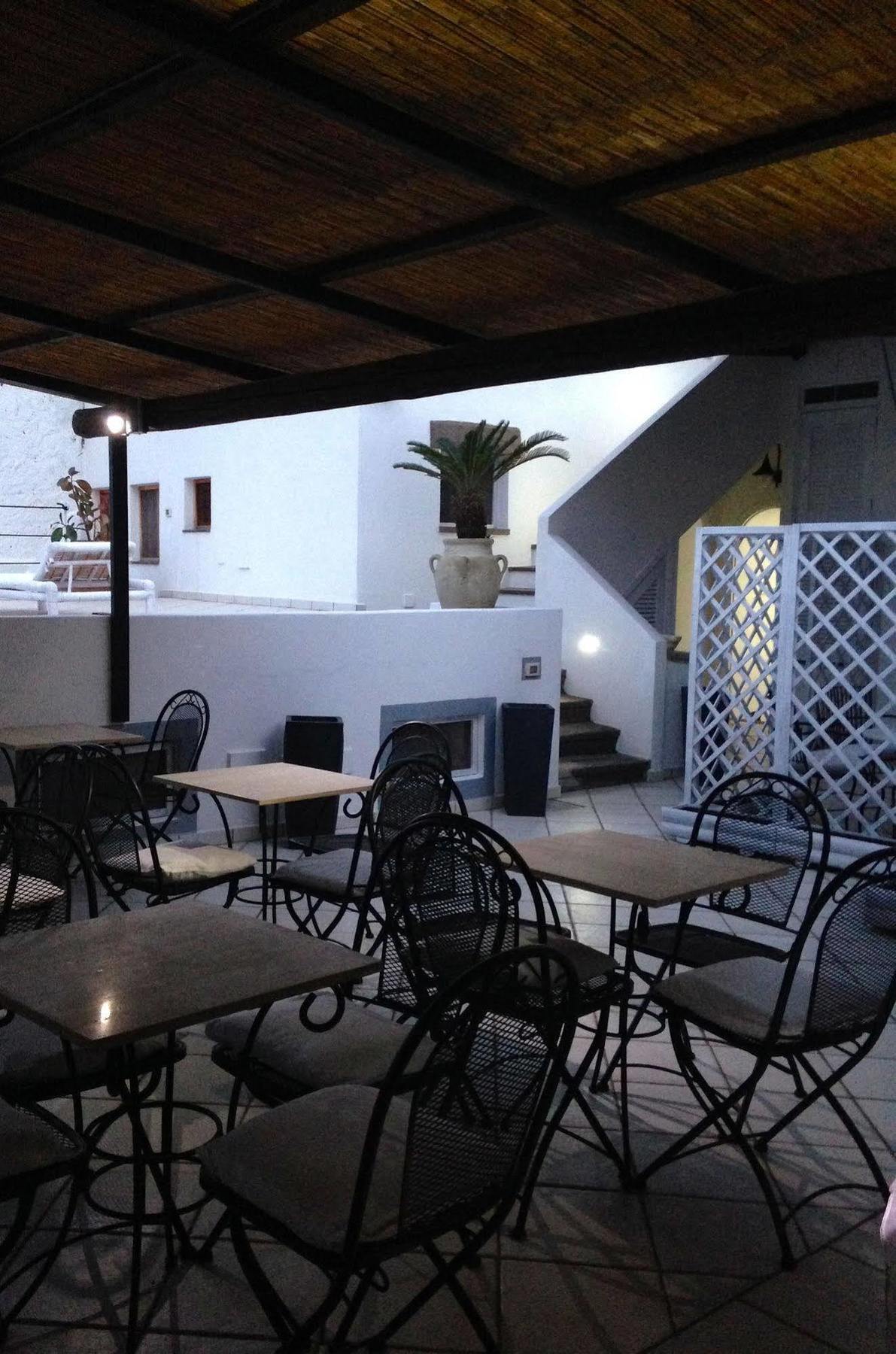 B&B Le Sette Vele Da Riccardo Santa Marina Salina Luaran gambar